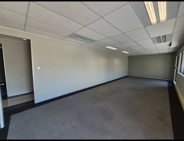 417M² OFFICE TO LET IN SANDTON CENTRAL